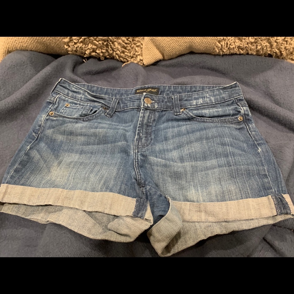 Banana Republic cuffed jean shorts